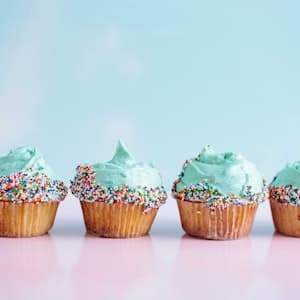 Cupcake pastel nhiều màu trên Instagram Sweet Delight